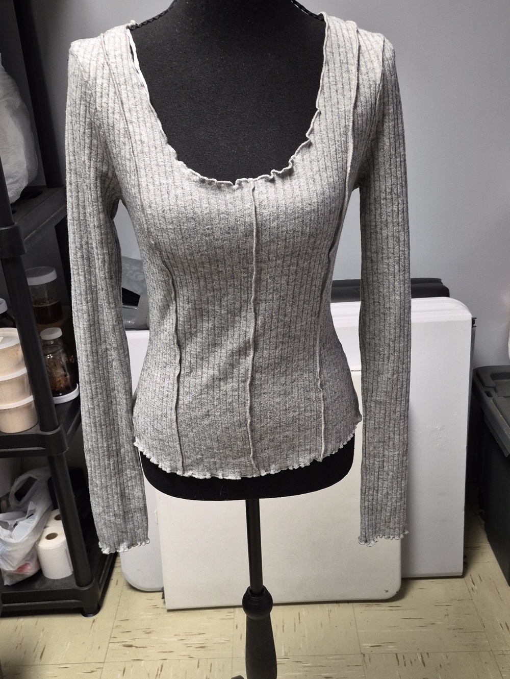 Mustard Seed Light Grey Ribbed Long-Sleeve Scoop Top